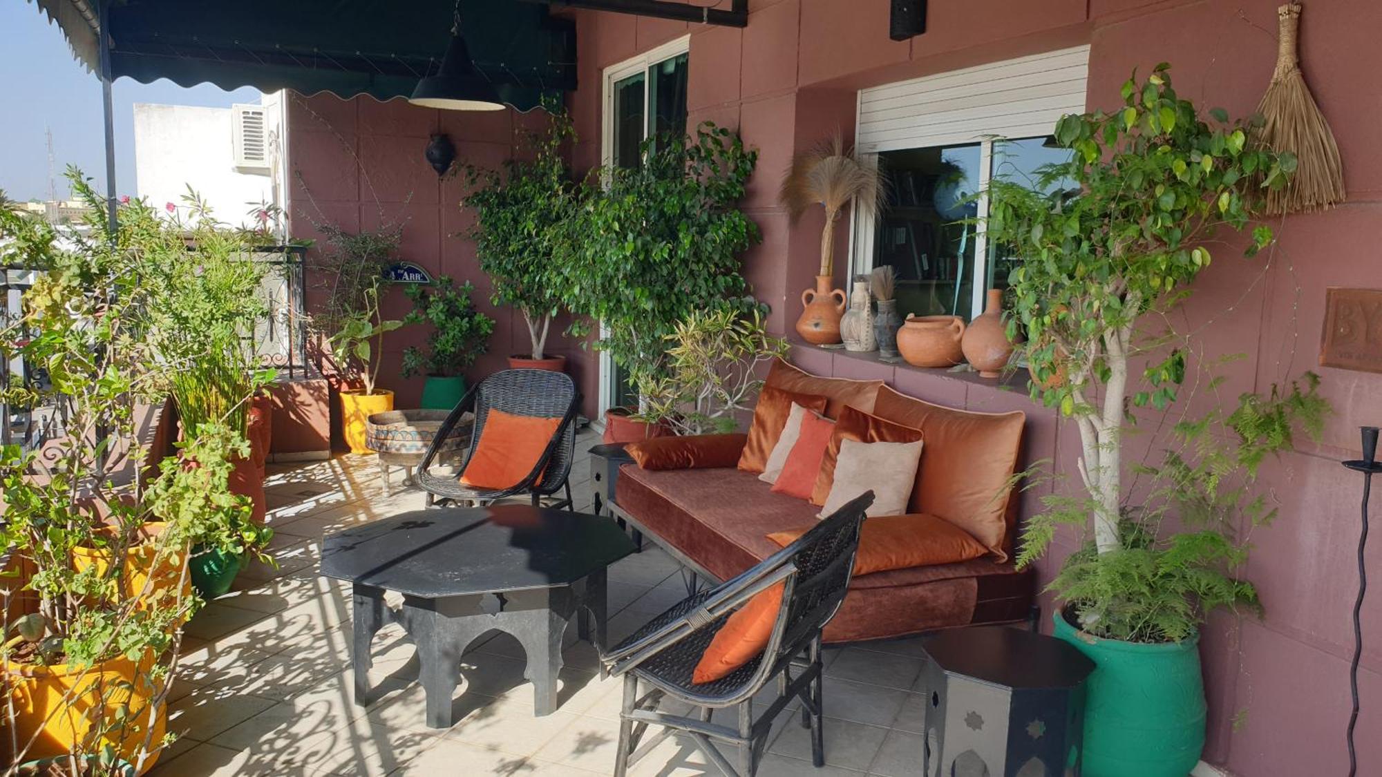 Appartement Agreable Avec 2 Tres Belles Terrasses Au Coeur De Rabat Exterior foto