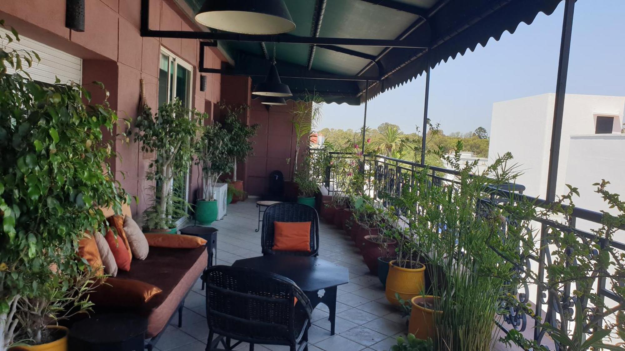 Appartement Agreable Avec 2 Tres Belles Terrasses Au Coeur De Rabat Exterior foto